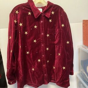 Vintage Quacker Factory burgundy velvet Christmas button up shirt w/ gold stars